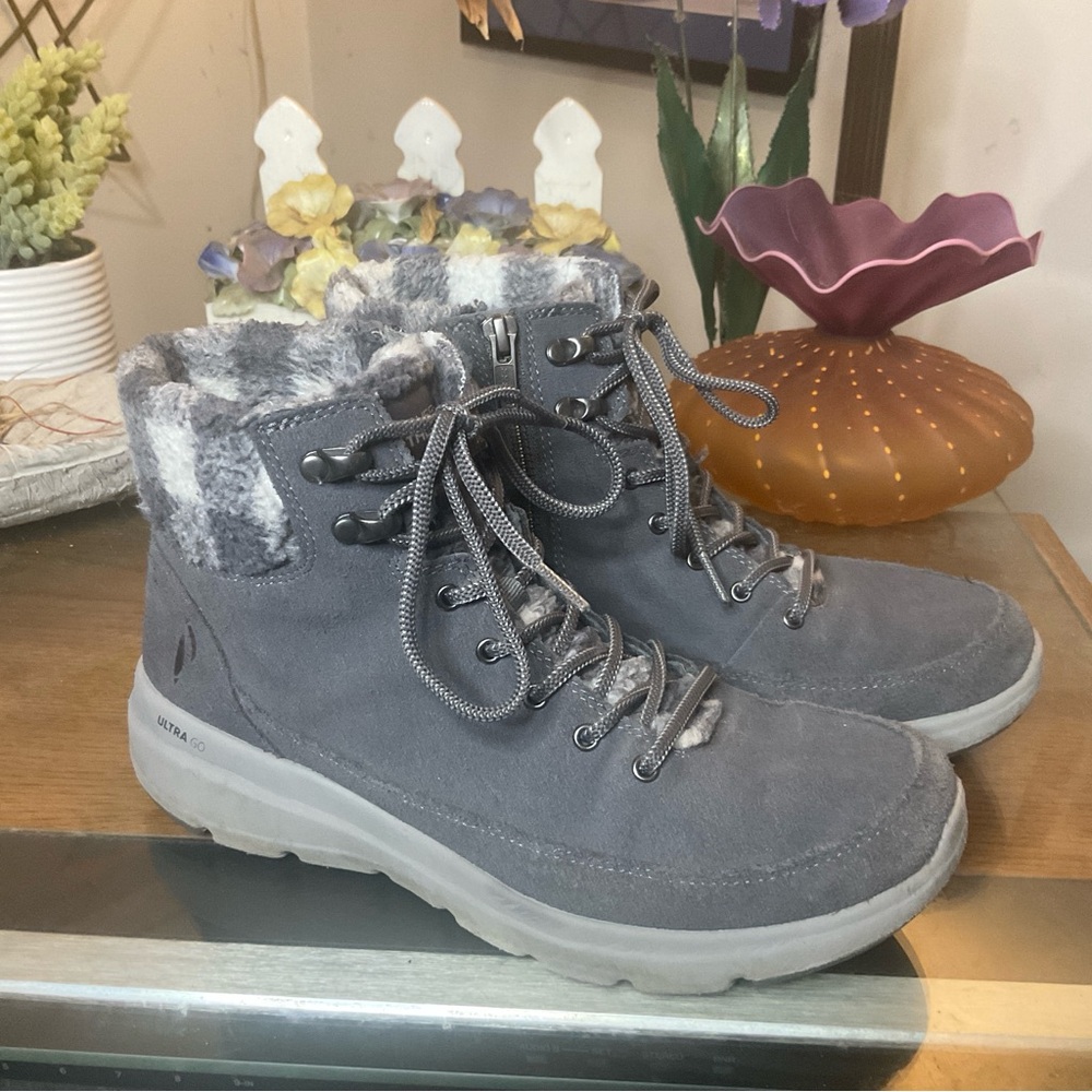 SKECHERS ON THE GO GLACIAL ULTRA- TIMBER BOOTS 9